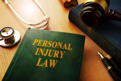 5 Reasons NOT to Represent Yourself in a Personal Injury Case