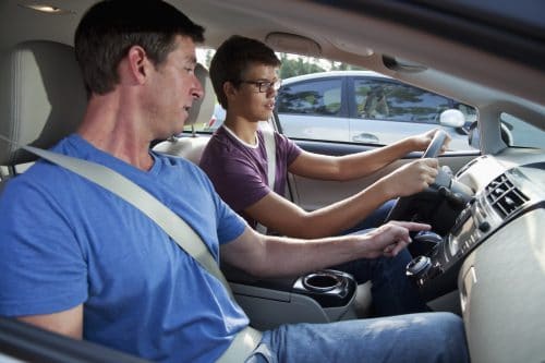 5 Rules Every Teenager Should Know Before Getting the Keys to a Car