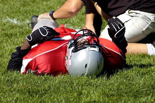 What Happens When a Football Player Keeps Playing After Being Concussed?
